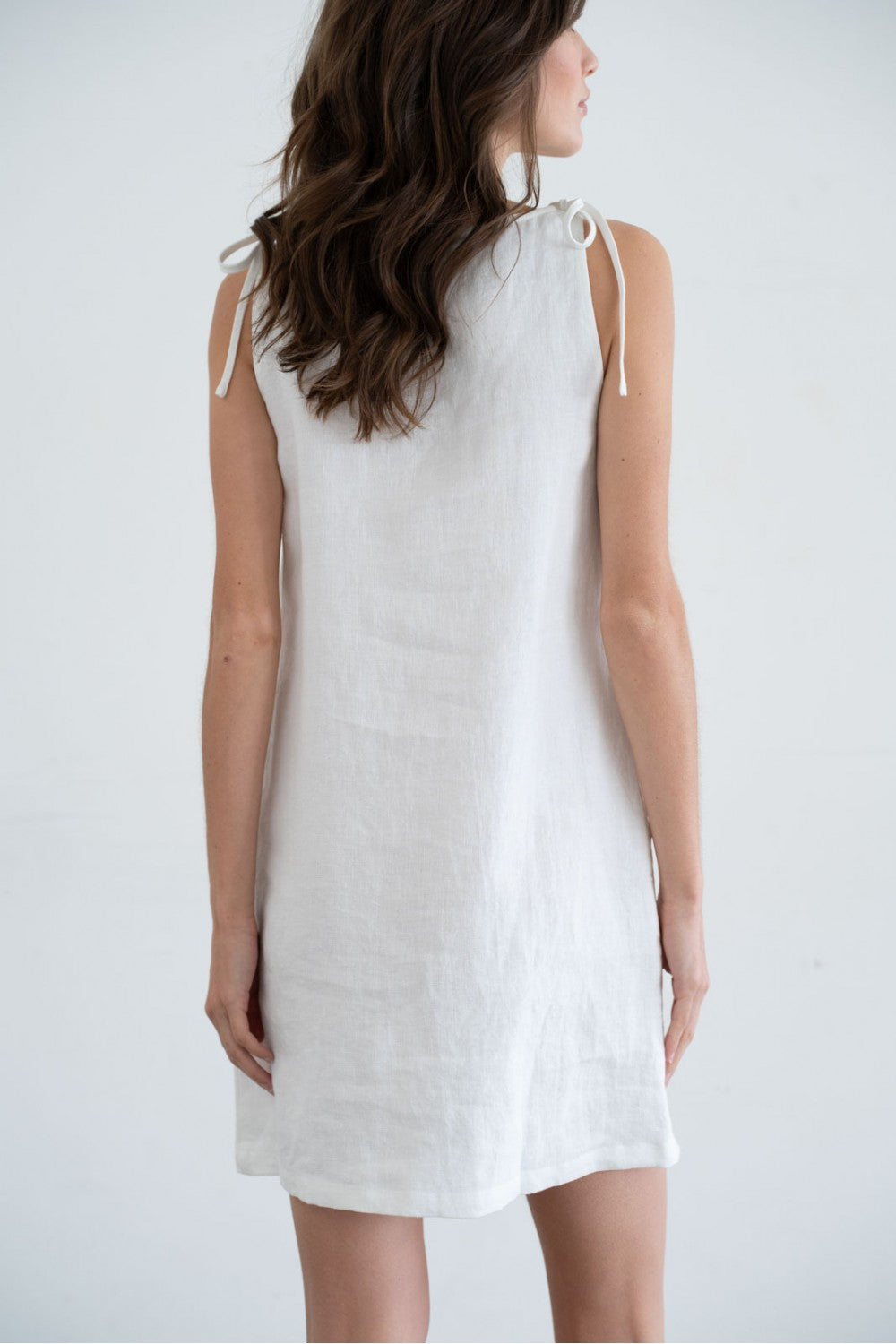 Slit Detail Linen Mini Dress L / White Slit Detail Linen Mini Dress L / White